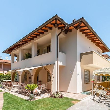 Villa Diletta B&B 马尔米堡 外观 照片